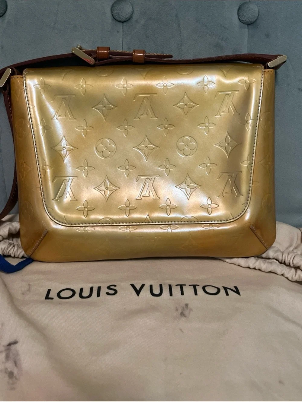 Authentic Louis Vuitton Vernis Thompson Shoulder Bag BA0020